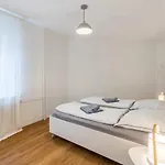 Appartement Glueck Auf Loesorter Strasse Duisburg