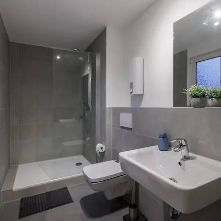 Lägenhet Glueck Auf Loesorter Strasse Duisburg